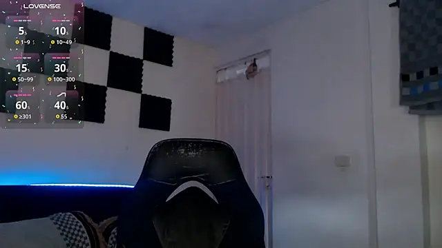 bryamado69 online show from October 2025 09:30:01 PM