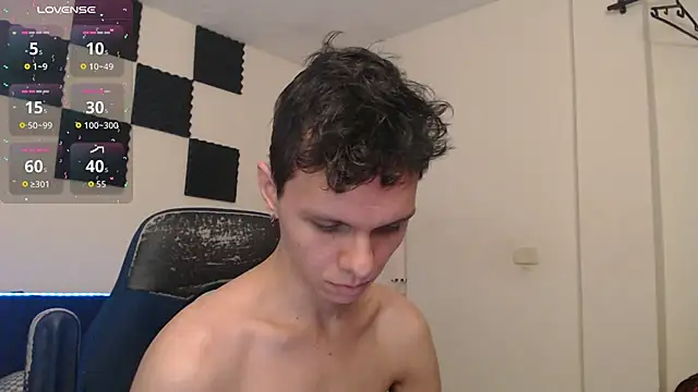 bryamado69 online show from December 2025 01:05:02 PM