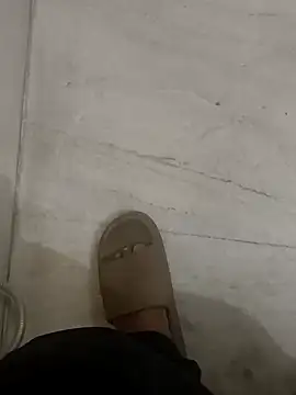 Gururonny07 online show from January 2025 01:33:01 AM