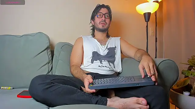 Snapshot of Ackerman_Eren_ chatting on September 2025 10:31:02 AM Ackerman Eren online show from September 2025 10:31:02 AM