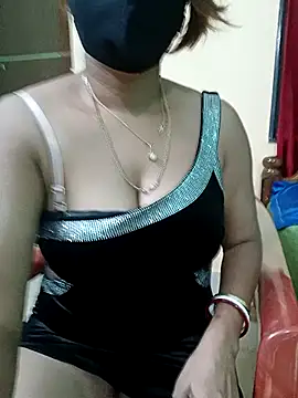 Snapshot of BongQueen9 chatting on July 2026 03:07:01 PM BongQueen9 online show from July 2026 03:07:01 PM