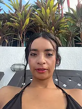 Laura fernandezII online show from June 2026 09:02:01 PM