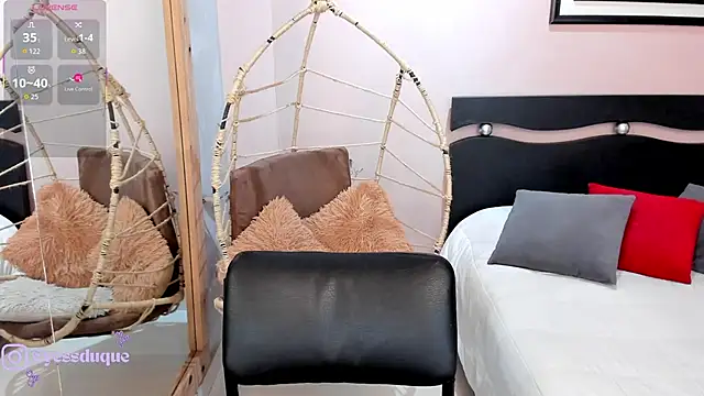 LenaRuiz  online show from March 2026 12:11:01 PM