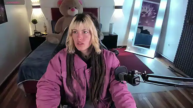  sharlotte777 online show from February 2025 03:17:01 PM