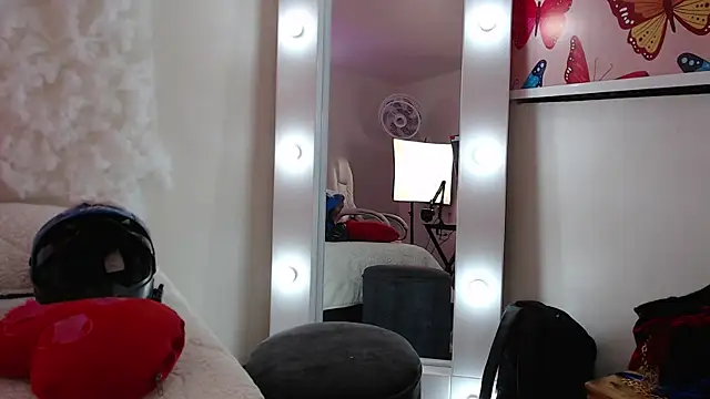  sharlotte777 online show from February 2025 01:08:01 PM