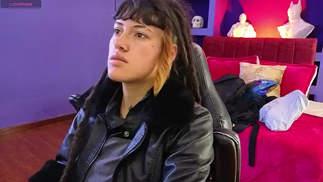  sharlotte777 online show from October 2025 02:16:02 PM