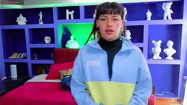  sharlotte777 online show from October 2025 02:06:02 PM