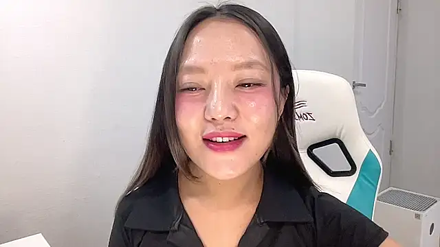 Risalynn online show from December 2024 03:45:02 AM