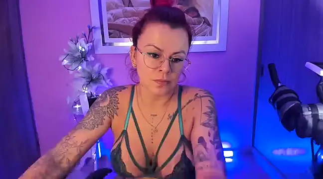 KAROL MILF online show from February 2025 11:16:02 PM