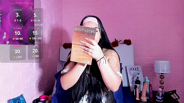 Snapshot of LYAA_COLLINS_ chatting on December 2025 11:08:01 AM LYAA COLLINS online show from December 2025 11:08:01 AM