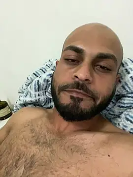 Snapshot of islandvybee55 chatting on February 2025 03:15:01 AM islandvybee55 online show from February 2025 03:15:01 AM