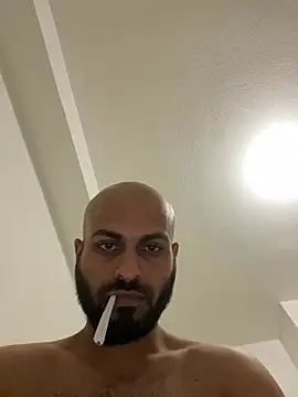 Snapshot of islandvybee55 chatting on March 2025 02:59:02 AM islandvybee55 online show from March 2025 02:59:02 AM