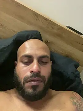 Snapshot of islandvybee55 chatting on March 2026 01:12:01 AM islandvybee55 online show from March 2026 01:12:01 AM