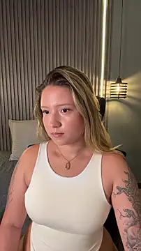 MiaPetit  online show from February 2026 04:38:02 PM