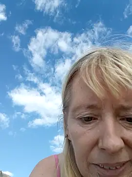 Ladykiss833 online show from October 2025 02:24:02 PM