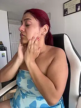 Aprilsmith2 online show from December 2024 03:06:01 PM