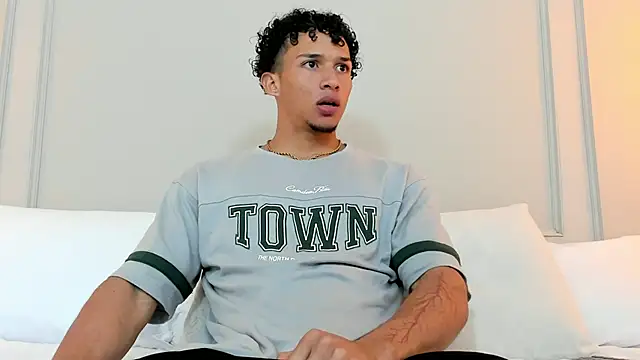 Dominick star online show from December 2024 03:33:02 AM