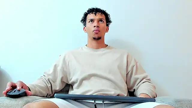 Dominick star online show from January 2025 03:53:01 AM