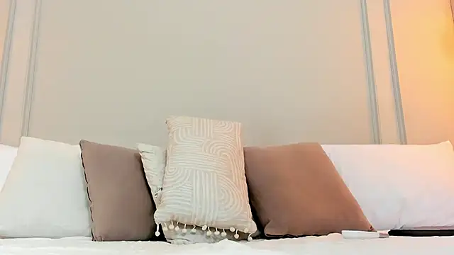 Dominick star online show from January 2025 06:54:01 AM