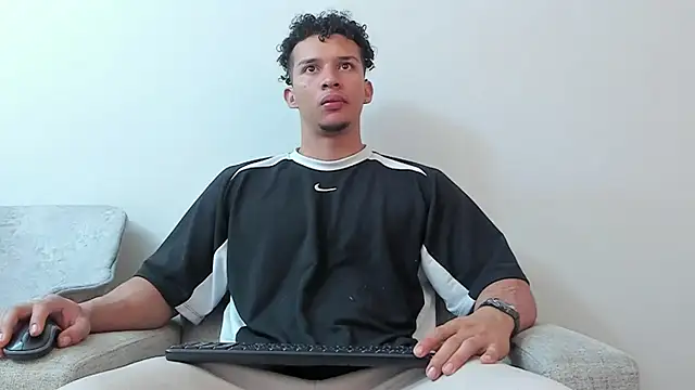 Dominick star online show from March 2025 04:13:01 AM