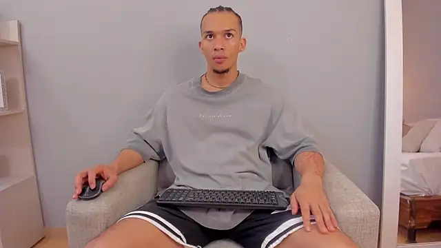 Dominick star online show from November 2025 03:50:02 AM