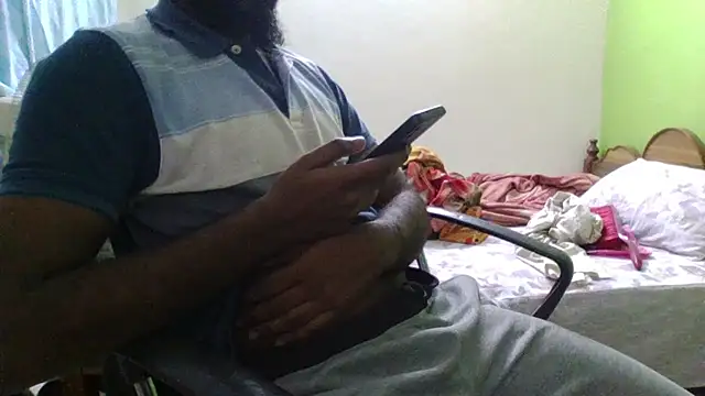 Snapshot of bangalorebulli chatting on November 2025 04:51:02 PM bangalorebulli online show from November 2025 04:51:02 PM