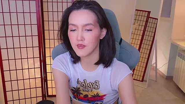 Snapshot of CarrieAmber chatting on April 2026 01:52:02 PM CarrieAmber online show from April 2026 01:52:02 PM