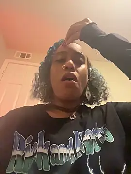 Snapshot of loveluna8 chatting on December 2025 08:58:02 PM loveluna8 online show from December 2025 08:58:02 PM