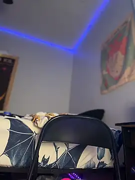 loveluna8 online show from February 2026 01:38:02 PM