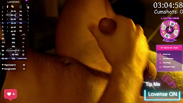 Snapshot of coupleofficial chatting on February 2025 12:40:02 AM coupleofficial online show from February 2025 12:40:02 AM