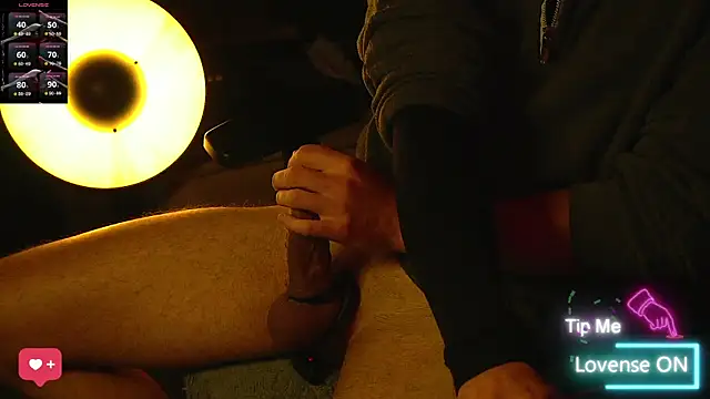 Snapshot of coupleofficial chatting on April 2026 11:24:02 PM coupleofficial online show from April 2026 11:24:02 PM