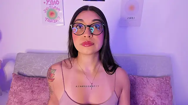 Snapshot of sensualhaven_ chatting on December 2024 11:58:01 PM sensualhaven  online show from December 2024 11:58:01 PM