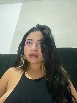 mysteriousgirl20 online show from May 2026 01:41:01 PM