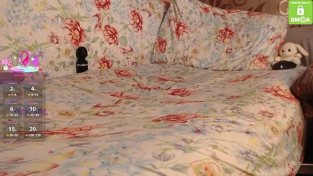 Snapshot of _M_i_a___ chatting on March 2026 02:20:01 PM M i a online show from March 2026 02:20:01 PM