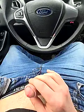 Snapshot of Titanhoott chatting on January 2025 01:20:01 PM Titanhoott online show from January 2025 01:20:01 PM