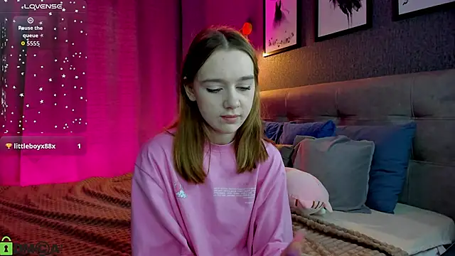 Snapshot of Lesi_Moonie01 chatting on February 2026 09:32:02 AM Lesi Moonie01 online show from February 2026 09:32:02 AM