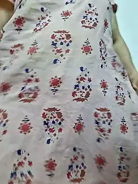 cutiecatty21 online show from April 2026 08:39:02 AM