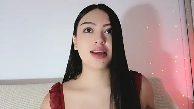 Snapshot of Sweet-Sophiee chatting on July 2026 01:35:01 AM Sweet-Sophiee online show from July 2026 01:35:01 AM