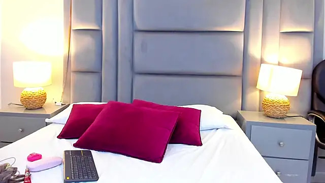 AmbarSantany online show from March 2026 02:20:01 PM