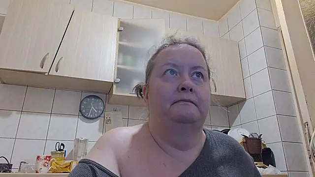 Snapshot of melissaBlessing chatting on December 2025 02:27:01 AM melissaBlessing online show from December 2025 02:27:01 AM