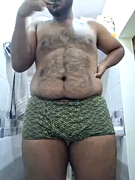 Snapshot of LundChodumera chatting on November 2025 01:48:02 AM LundChodumera online show from November 2025 01:48:02 AM