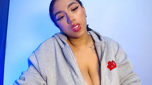 Snapshot of barbara_falcons chatting on February 2026 05:11:02 AM barbara falcons online show from February 2026 05:11:02 AM