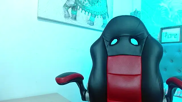 violletha online show from November 2025 12:29:02 PM