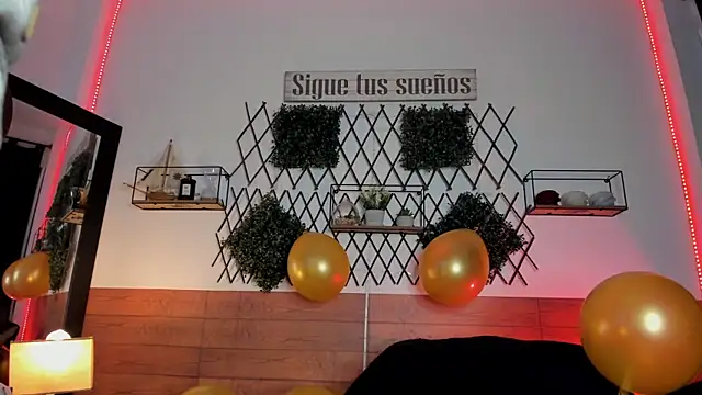 Snapshot of Angelgraham_1 chatting on September 2025 03:14:01 PM Angelgraham 1 online show from September 2025 03:14:01 PM