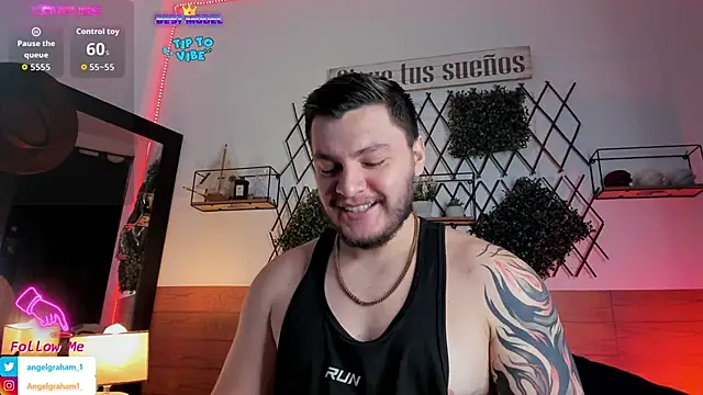 Snapshot of Angelgraham_1 chatting on September 2025 03:28:01 PM Angelgraham 1 online show from September 2025 03:28:01 PM