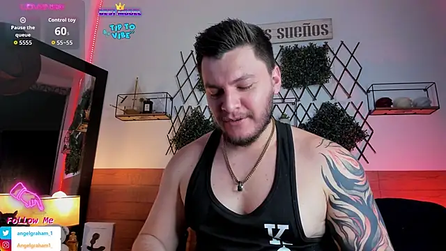 Snapshot of Angelgraham_1 chatting on October 2025 03:57:02 PM Angelgraham 1 online show from October 2025 03:57:02 PM