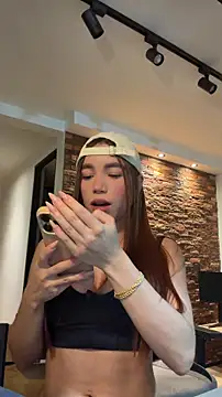 Snapshot of carolynnetrujillo chatting on April 2026 01:55:02 AM carolynnetrujillo online show from April 2026 01:55:02 AM