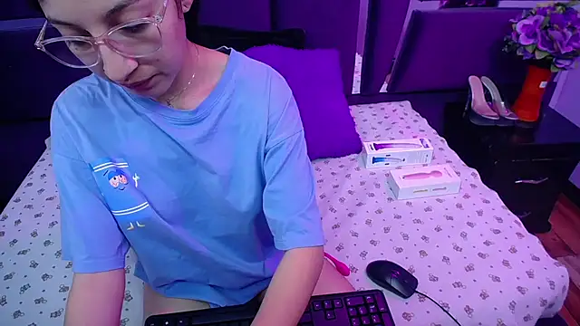 Snapshot of Katty_Queen chatting on March 2025 11:53:01 AM Katty Queen online show from March 2025 11:53:01 AM