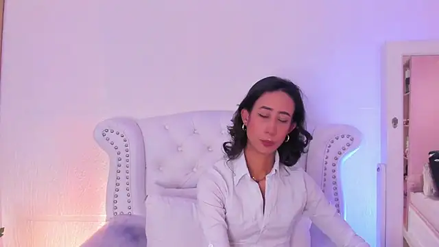 GabyPetit online show from March 2026 07:48:01 PM