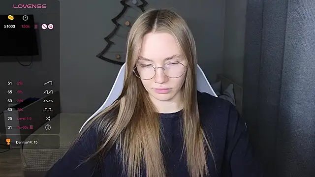 littlevildevil online show from January 2026 10:08:02 AM